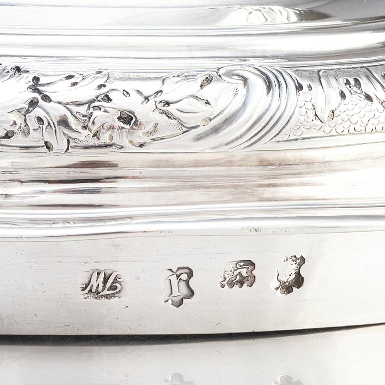 Thomas Whipham, praktpokal med lock och hänklar, silver, London 1752.