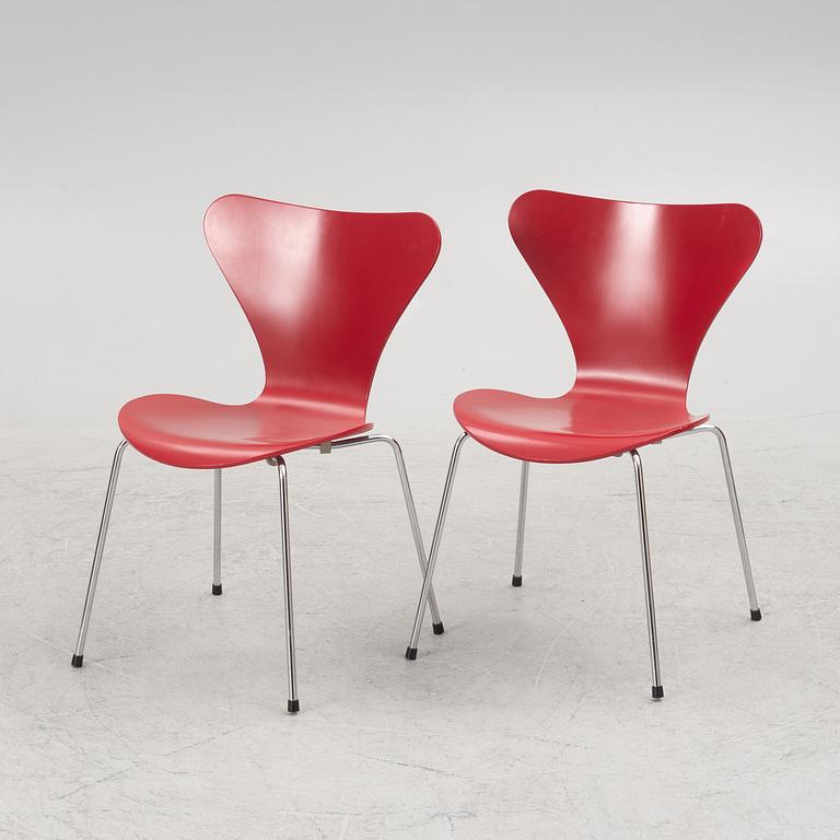 Arne Jacobsen, chairs, 6 pcs, "The Seven", Fritz Hansen, Denmark.
