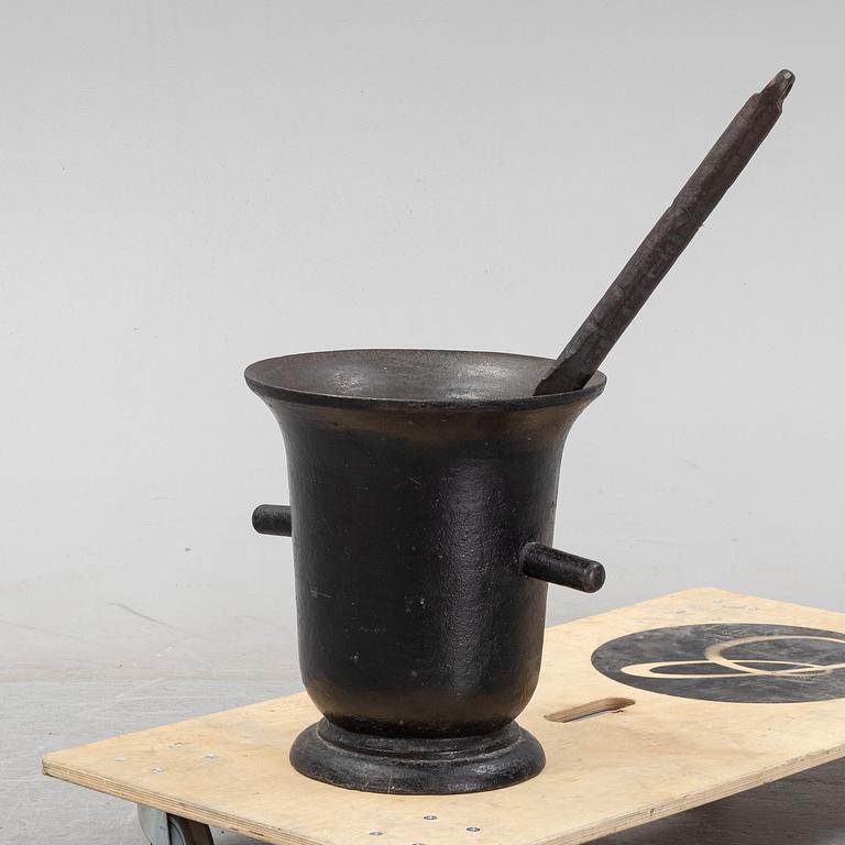 A cast iron mortar, 19-20th century.