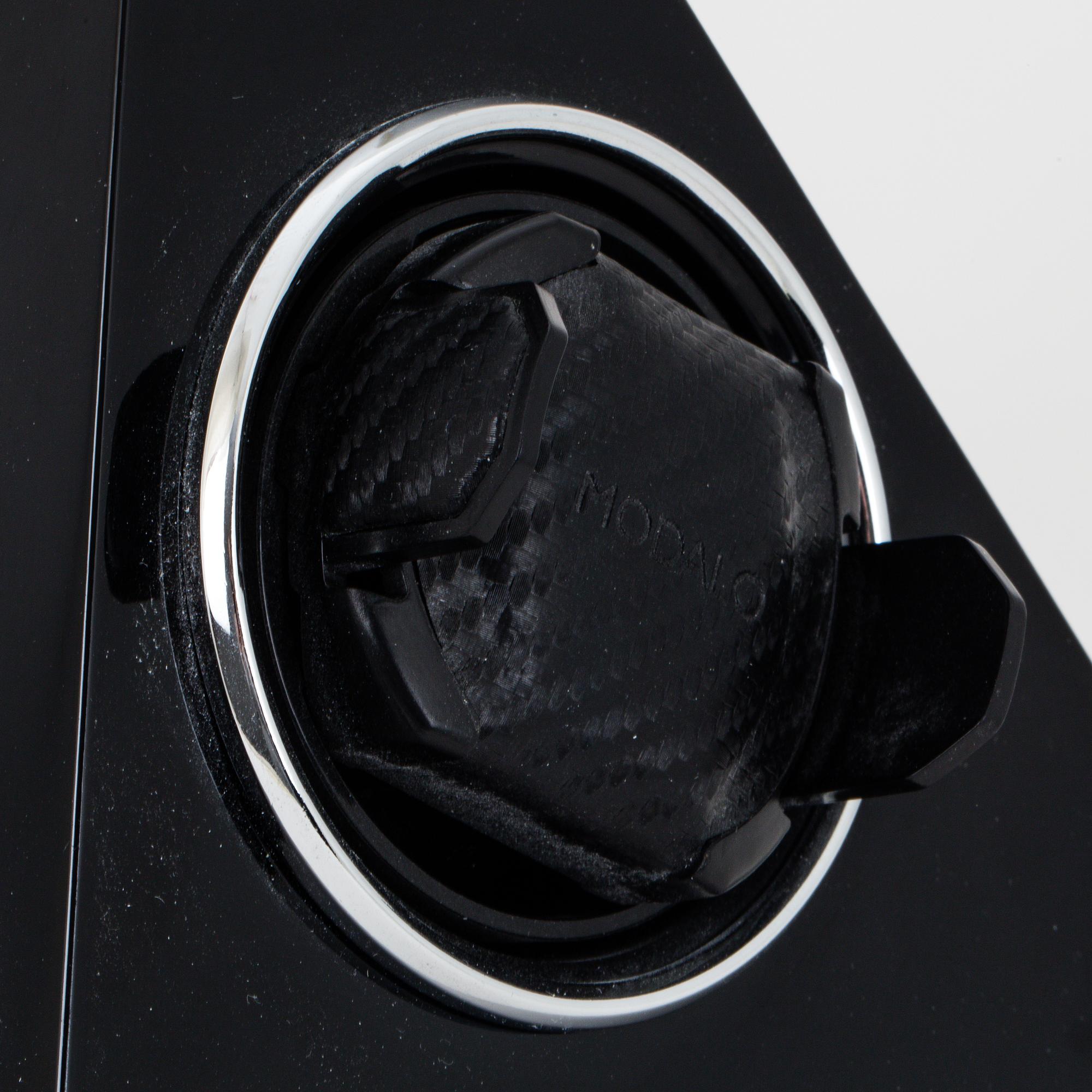 MODALO, winder, ca 20 x 20 x 21 cm.