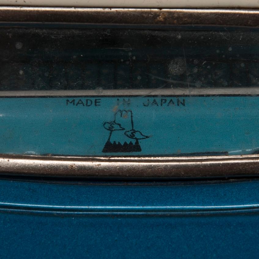 LEKSAKSBILAR, 8 st, plåt, Japan, 1960-tal.