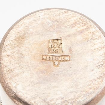 An eraly 20th century set of six silver cups mark of  Ivan Ekimovich Morozov St Petersburg weight 130 grams.