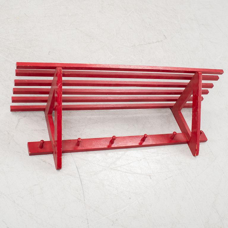 Ilmari Tapiovaara, naulakko KP 21, Keravan Puuteollisuus 1940-50-luku.