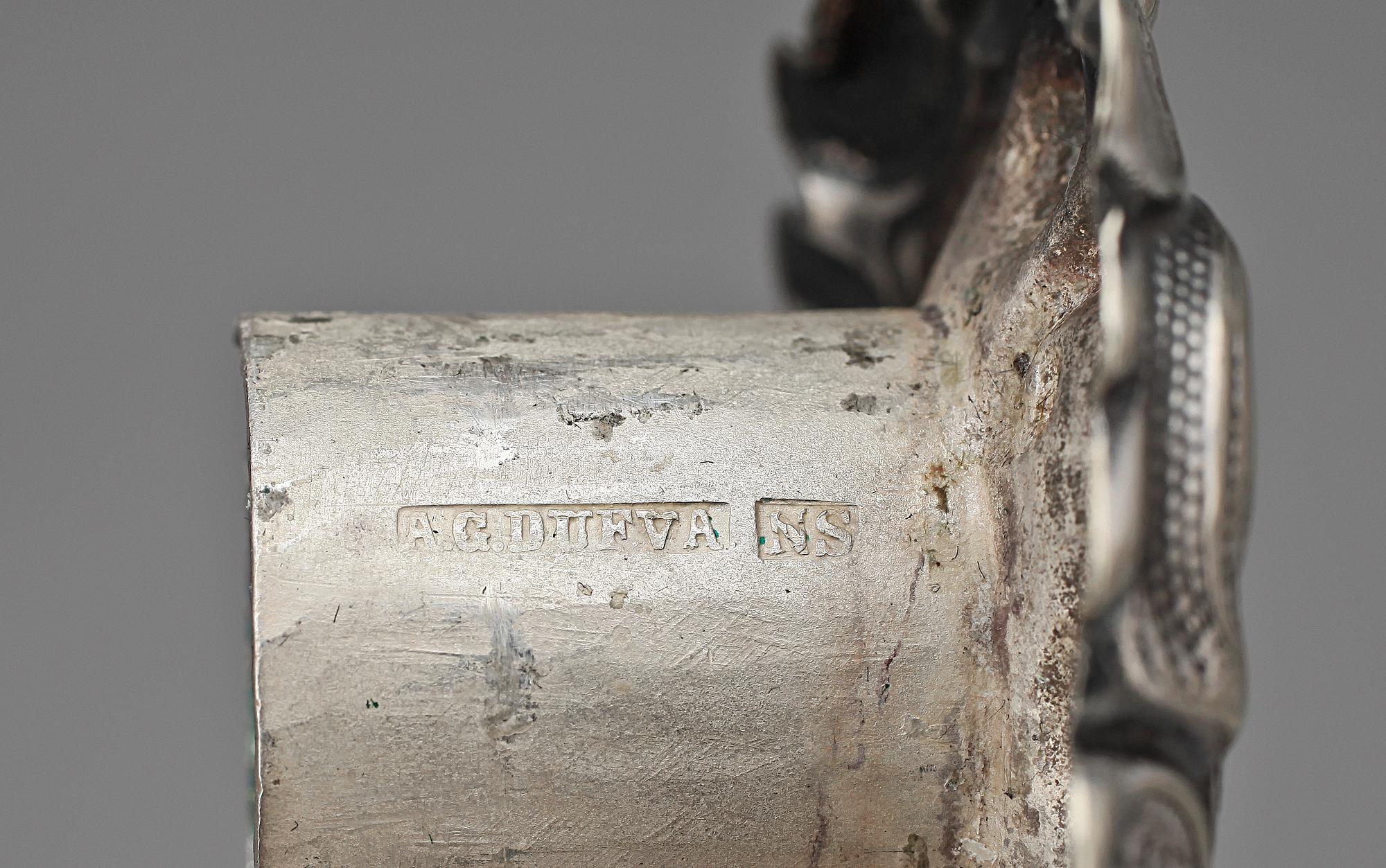 LJUSSTAKAR, ett par, nysilver, AG Dufva, nyrokoko, 1800-talets andra hälft.