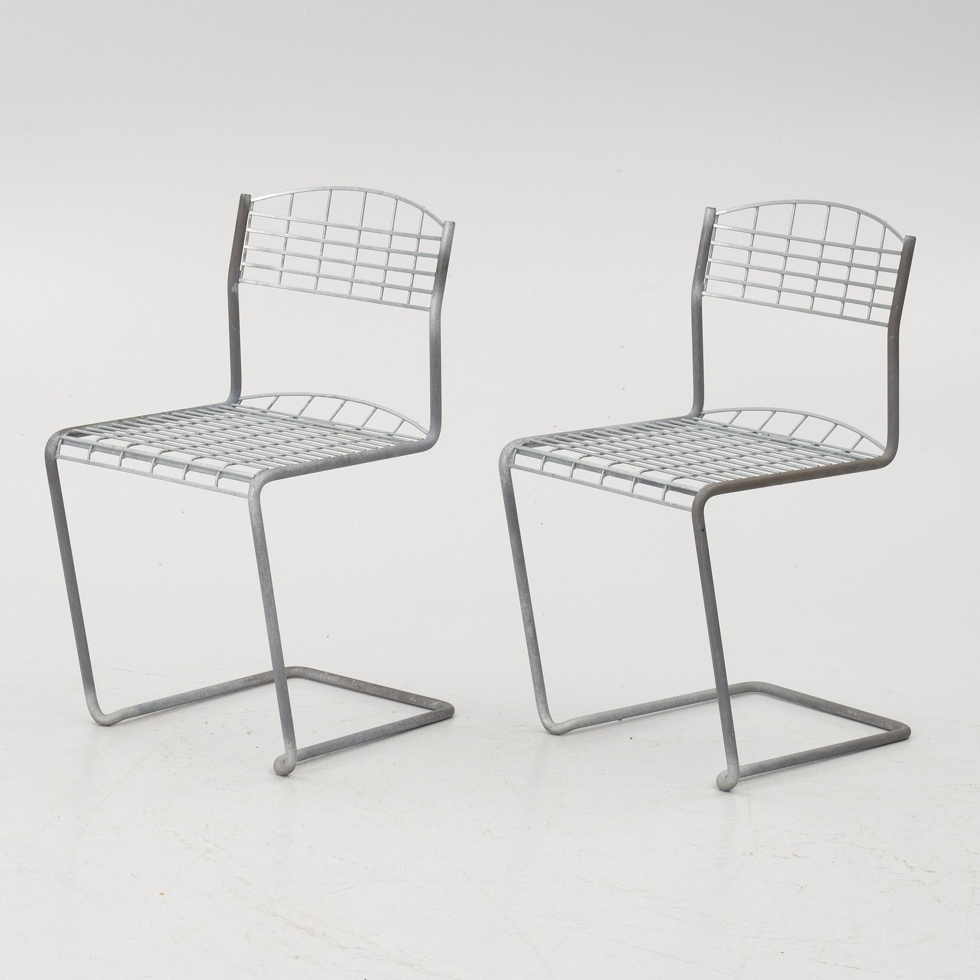 Nils Strinning, a pair of garden chairs and a table, 'High Tech', Grythyttan.