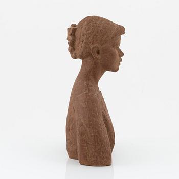 Liss Eriksson, skulptur, terrakotta, signerad och numrerad XIII/XXXV.