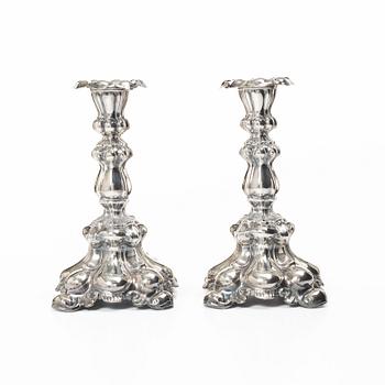Ljusstakar, ett par, barockstil, silver, CG Hallberg Stockholm 1939.