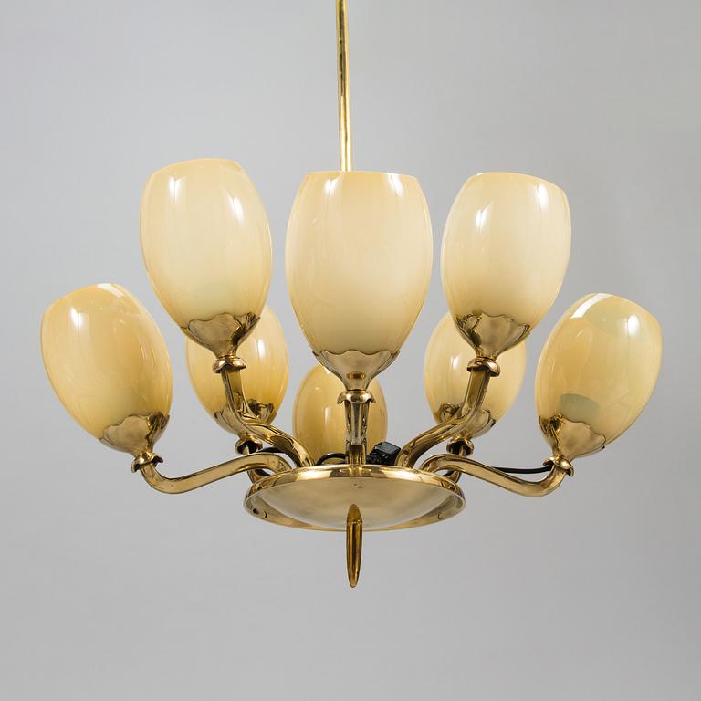 Paavo Tynell, a mid-20th century '1382' chandelier for Idman.