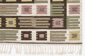 Märta Måås-Fjetterström, matta, "Nyponblomman", rölakan, ca 327 x 197 cm, signerad AB MMF.