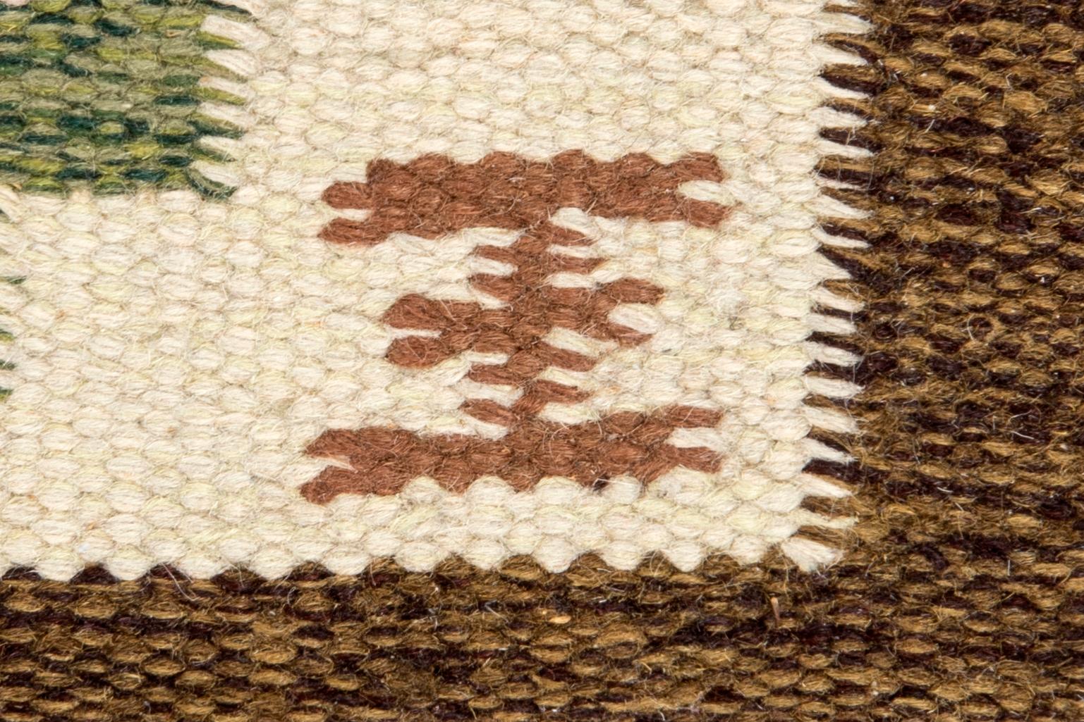 Matta rölakan signerad ca 230x165 cm.