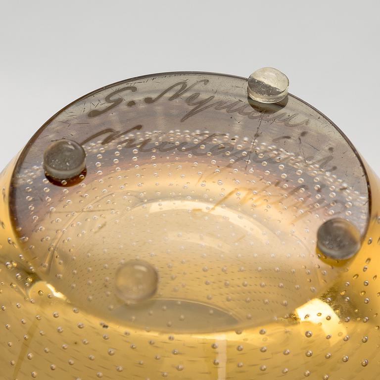 Gunnel Nyman, Vase, model 'GN 16', signed G. Nyman Nuutajärvi Notsjö. Designed in 1947.