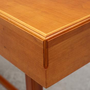 Josef Frank, desk model B 1022, Svenskt Tenn, post 1985.