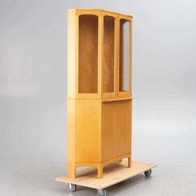 Carl Malmsten, vitrinskåp, "Undantaget", 1900-talets slut.