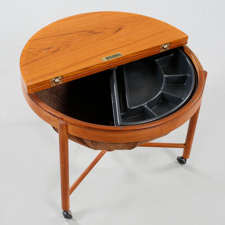 ADOLF RELLING, sybord, "Syklus", Rastad & Relling Tegnekontor, Rasmus Solberg Møbelverksted, Norge, formgiven 1962.