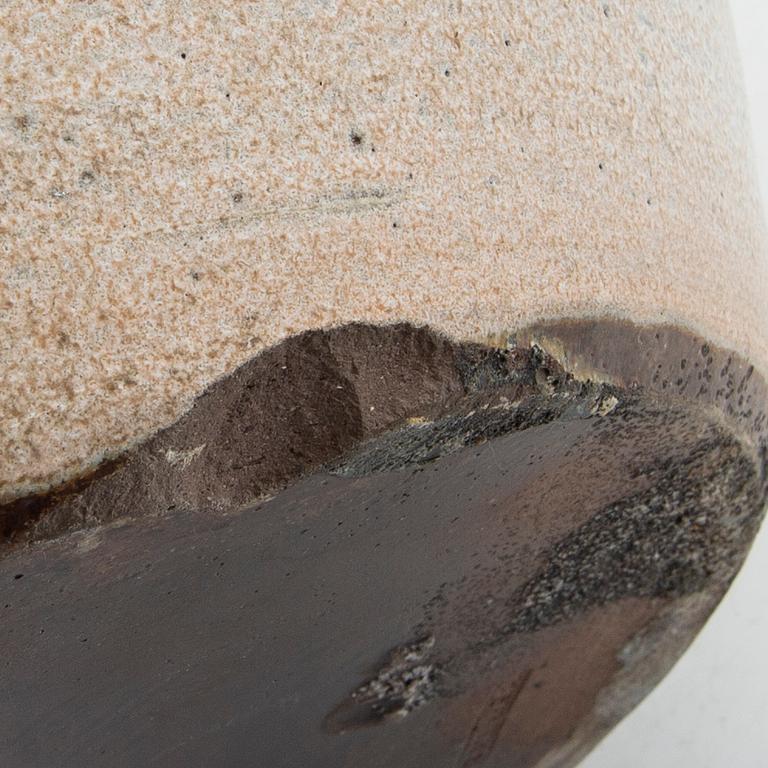 Wallåkra, urna, stengods, 1900-talets andra hälft.