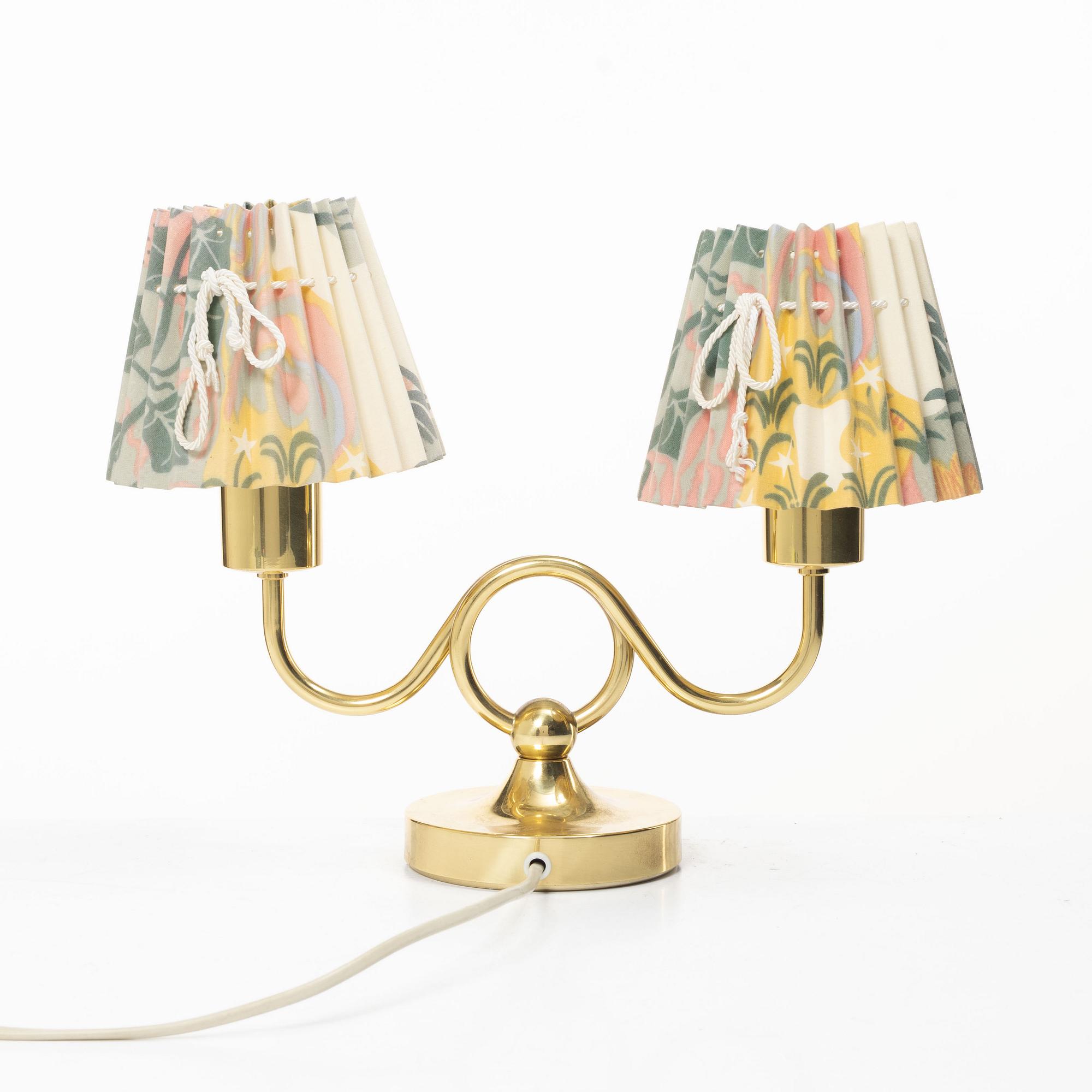 Josef Frank, Table lamp, model 2483, Firma Svenskt Tenn.