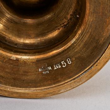 LJUSSTAKAR, ett par, mässing, "No 58", Skultuna, Sverige, tidigt 1900-tal.