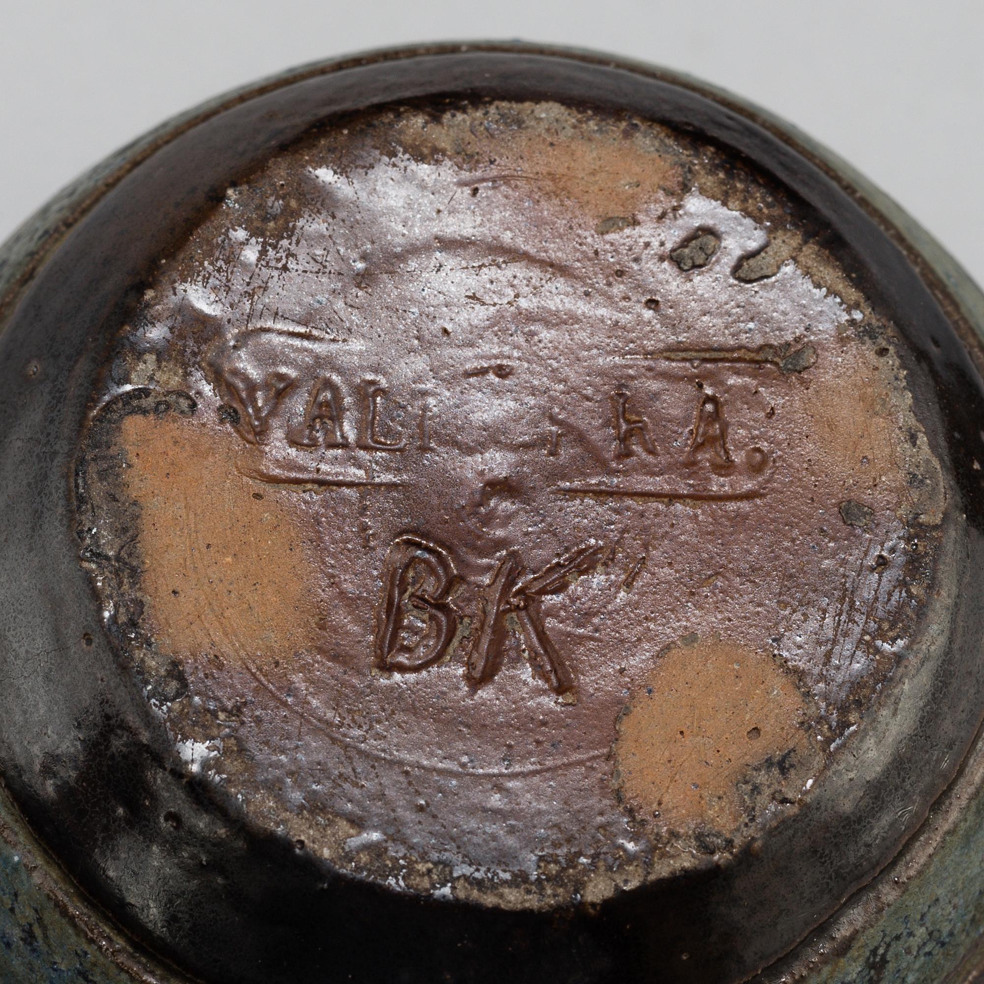 Seven 'Wallåkra' stoneware vases.