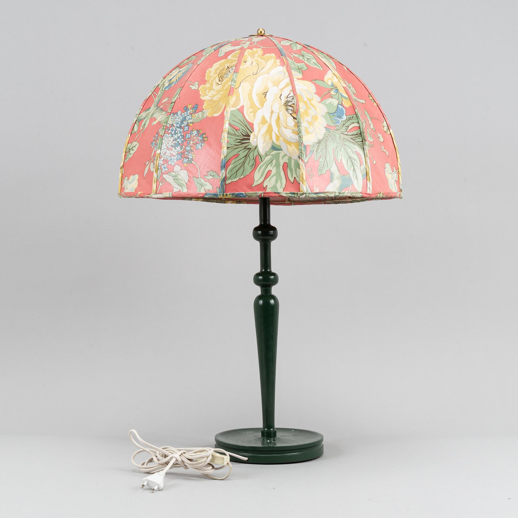 Josef Frank, a table lamp, model no. 2563, from Firma Svenskt Tenn.