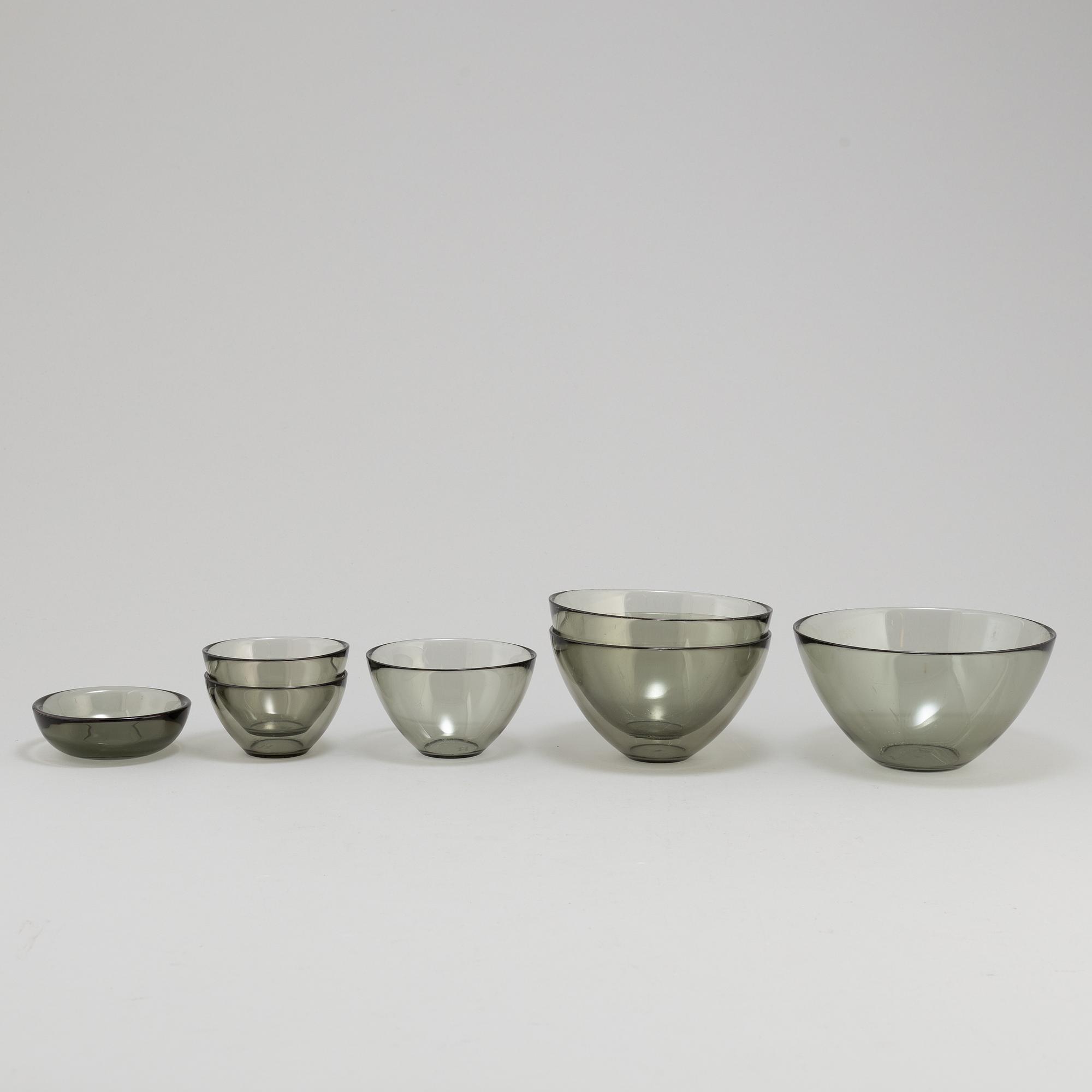 Seven 'Fuga' glass bowls by Sven Palmqvist, Orrefors.