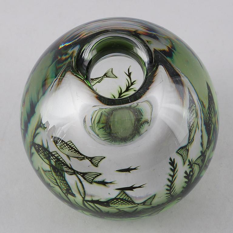VAS, glas, Fiskgraal, Edward Hald, Orrefors, signerad.