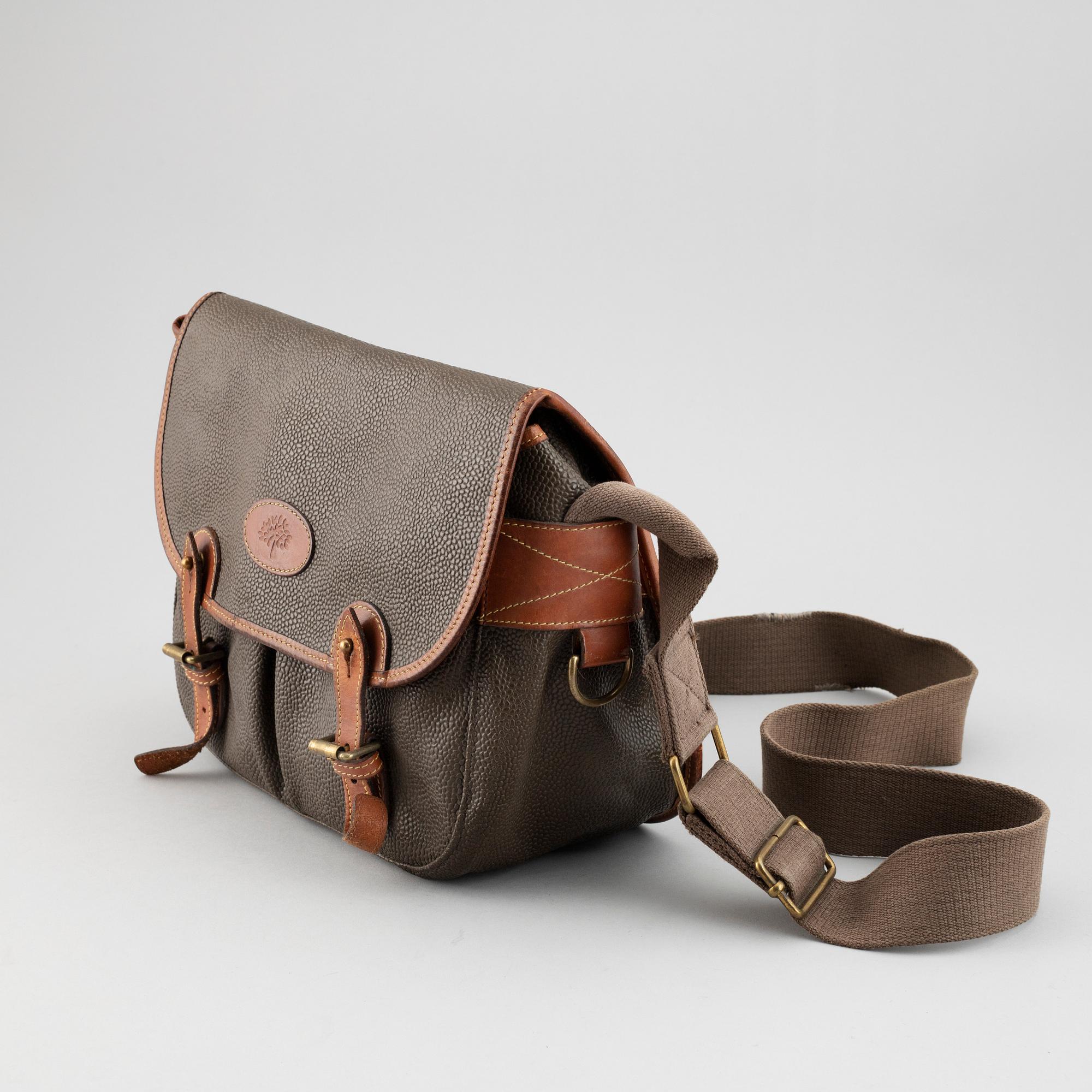 MULBERRY, a set of three bags.