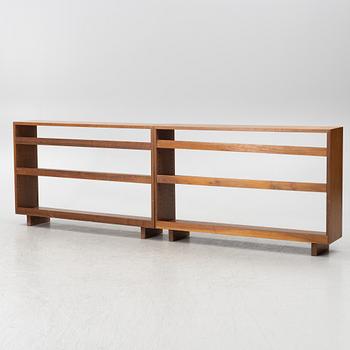 Josef Frank, a pair of model B 1142 bookcases, Firma Svenskt Tenn, before 1985.