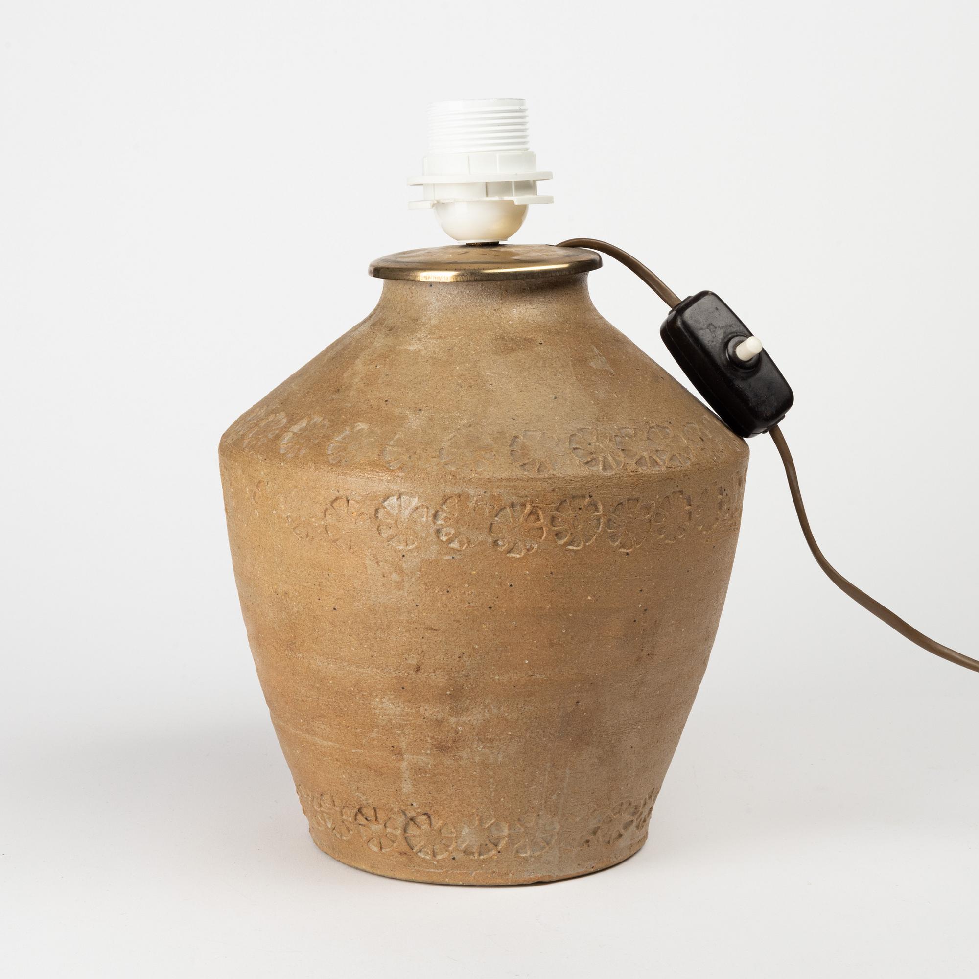 Lee Hyun-Gyueng, vas konverterad till lampa, Korea, 1950-tal.