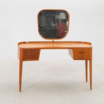 Axel Larsson, tillskriven, sminkbord, Bodafors, 1900-tal.