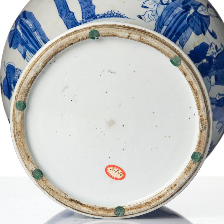 Urna/lampa, porslin. Qingdynastin, Kangxi (1662-1722).