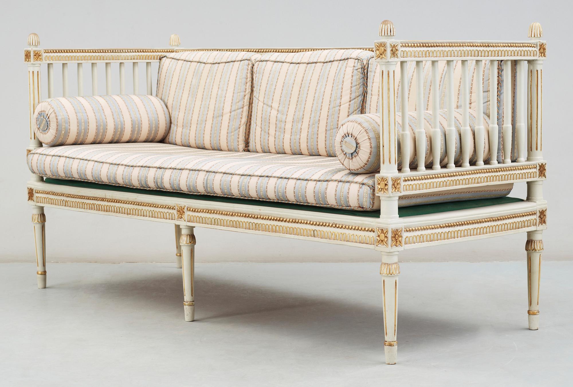 SOFFA, gustaviansk, omkring 1800-talets mitt.