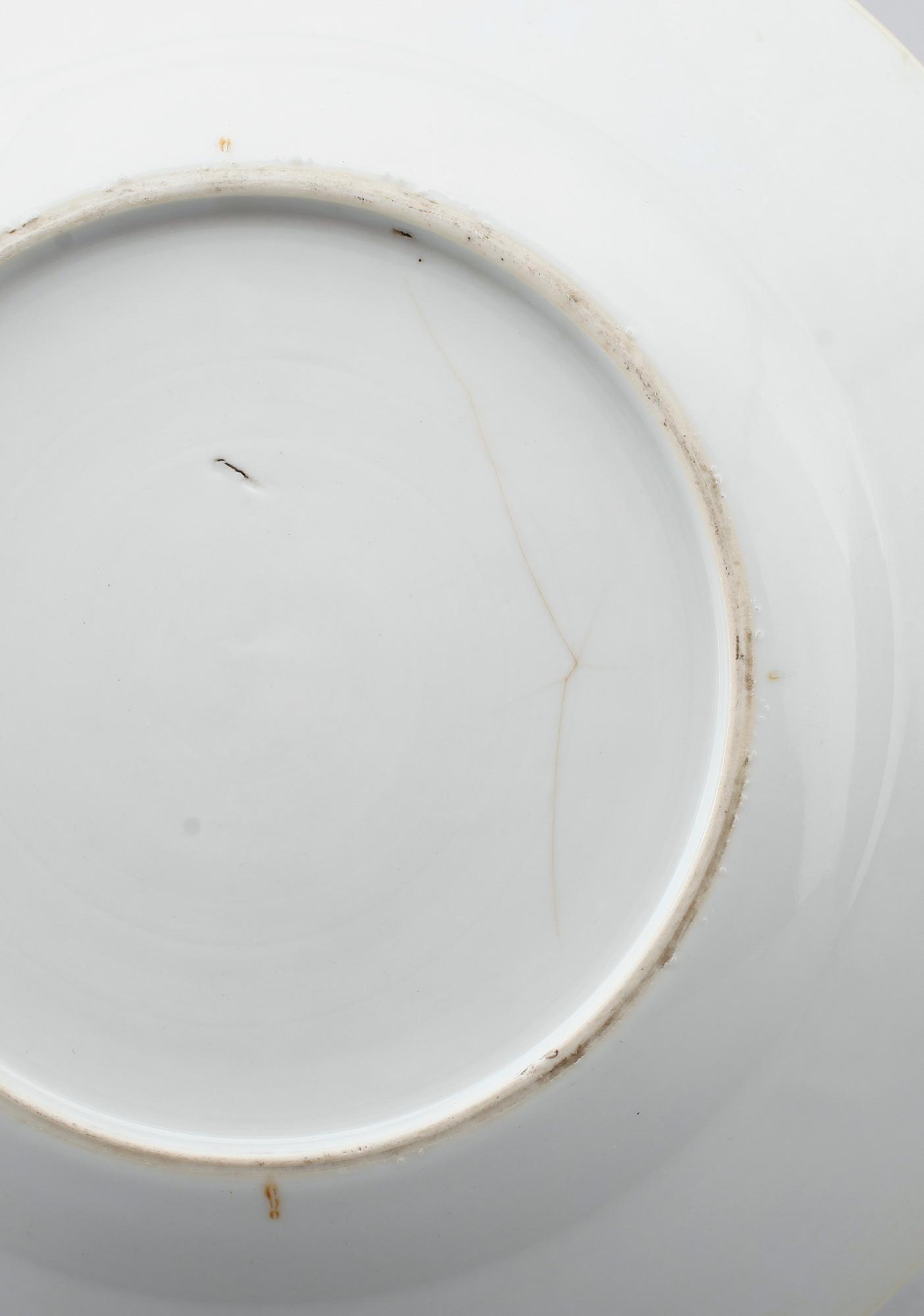 TALLRIKAR, 1 par, porslin, Kina, Qianlong 1736-1795.