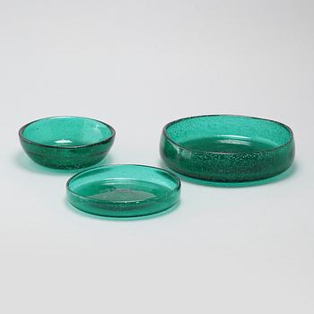 Six pieces of "Grønland" glass table ware, by Arne Jon Jutrem for Hadeland Glassverk in 1953, in serial production 1954.