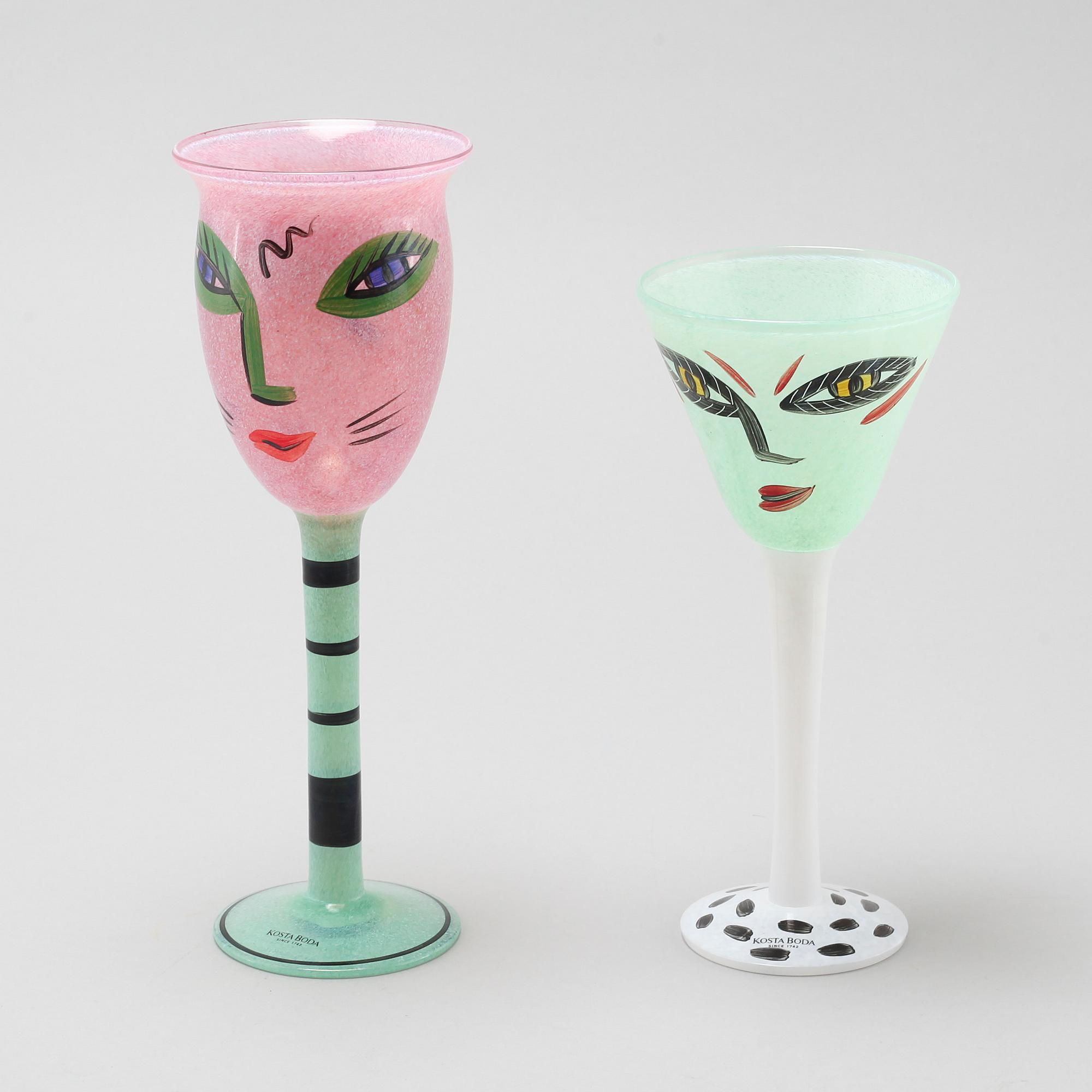 ULRICA HYDMAN-VALLIEN, glas, 12 st, Kosta Boda, sent 1900-tal.