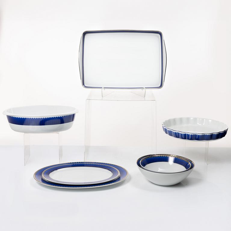 Sigvard Bernadotte, A 314 piece dinner and coffee service, “Marianne Royal Blue”, Christineholm/Fyrklövern, 2000.