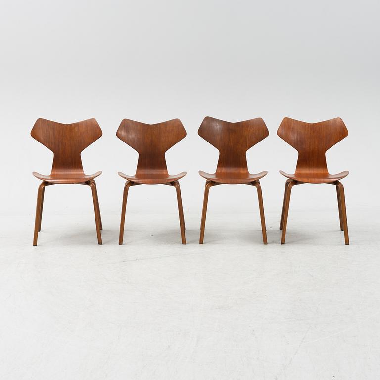 Arne Jacobsen, stolar, 4 st, "Grand Prix", Fritz Hansen, Danmark.