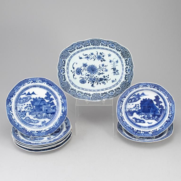 Nine blue and white export porcealin service dishes, Qing dynasty, Qianlong (1736-95).