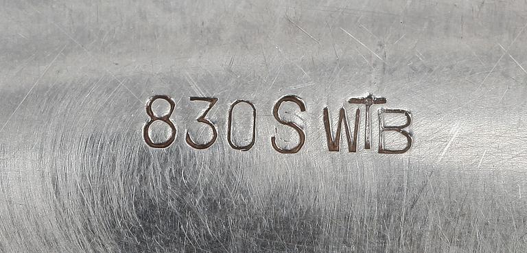 SKÅLFAT SAMT SKÅL, silver, bla svenska importstämplar, 1900-talets första hälft/mitt. Totalvikt ca 640 gram.