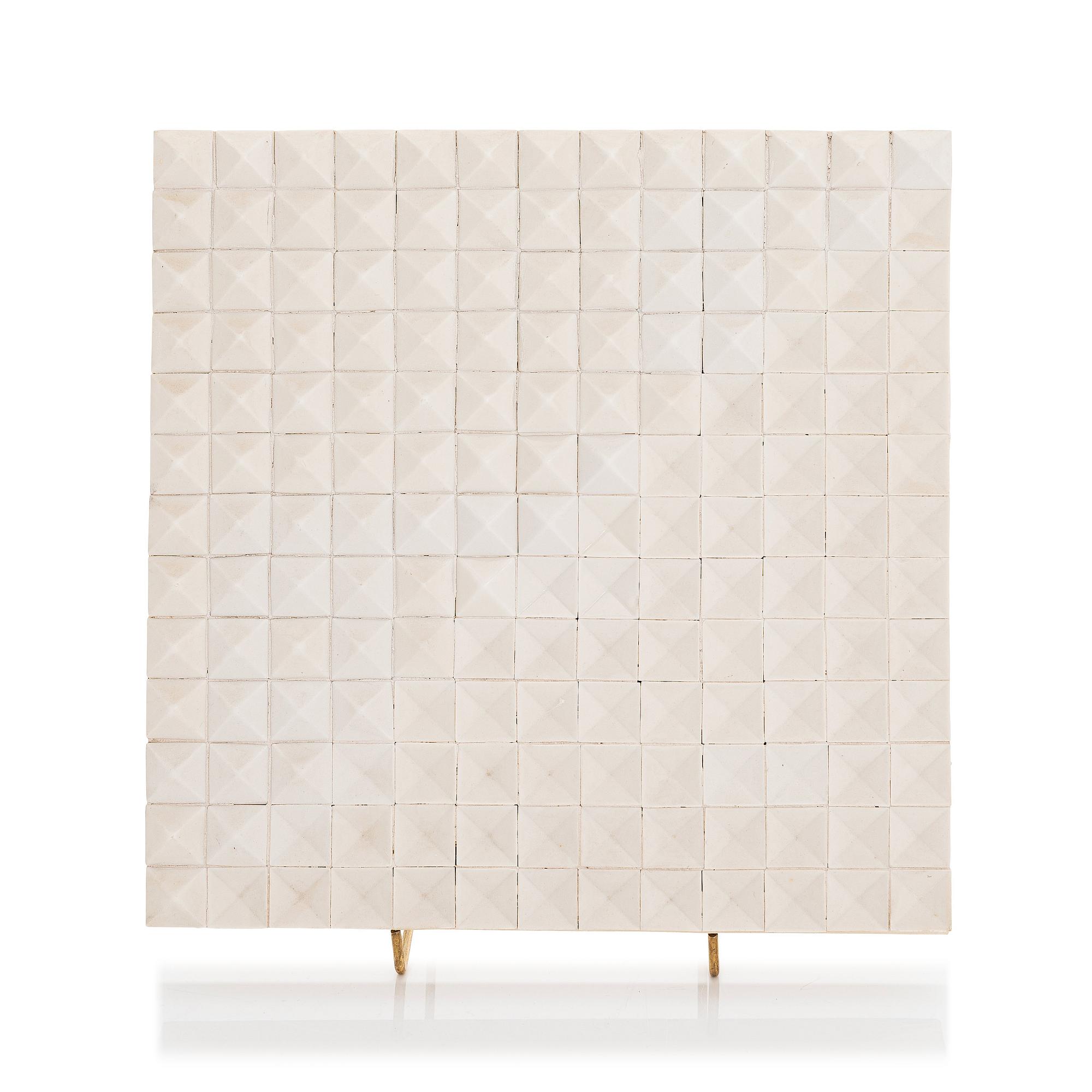 Rut Bryk, relief, "Fönster", signerad Rut Bryk. 1980-tal.