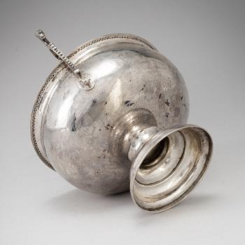 CHRISTOPHER BAUMAN, Hudiksvall 1788. Brännvinsskål, silver.