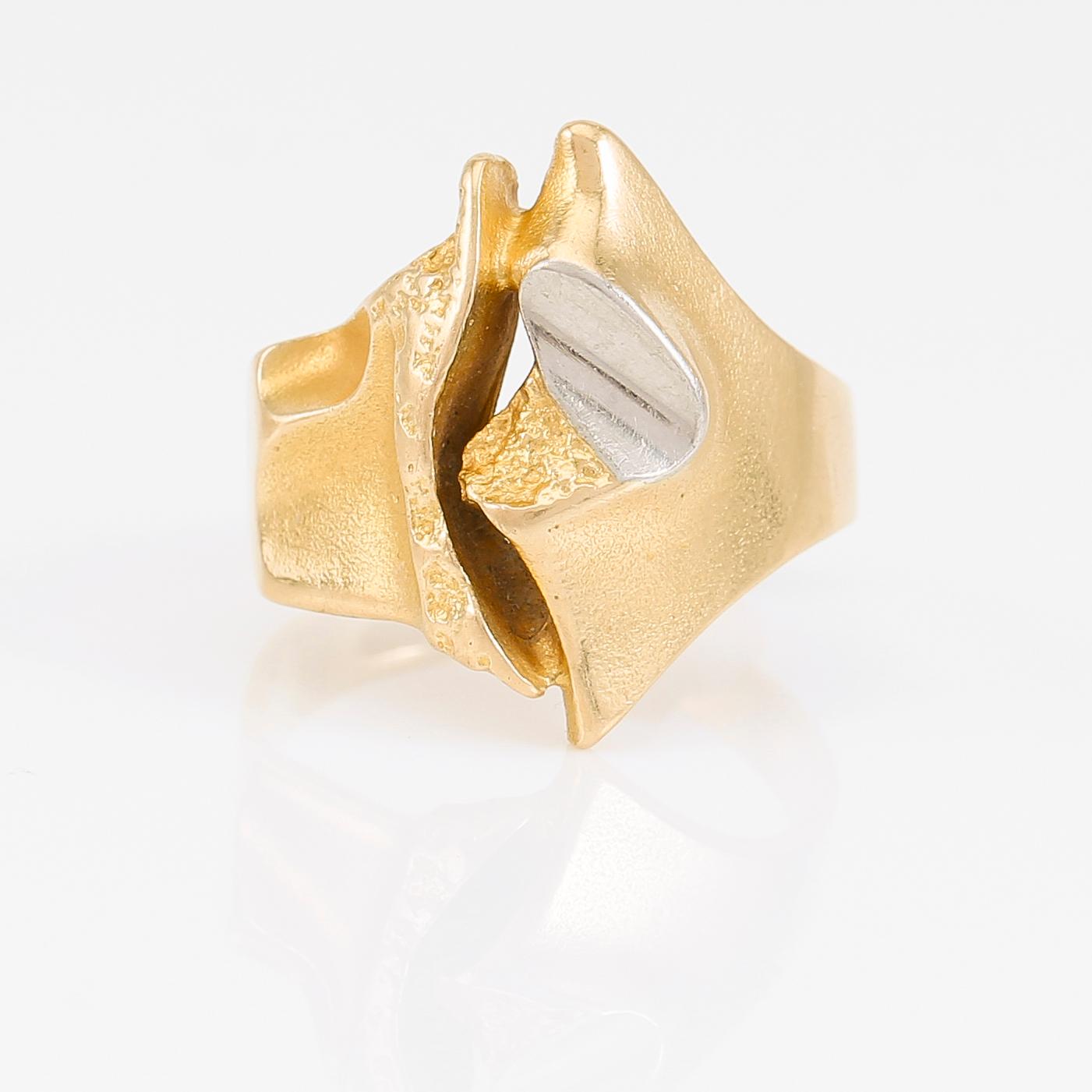 RING, 18K guld/vitguld, Björn Weckström, Lapponia, Finland, 1997. Vikt ca 7 gram.