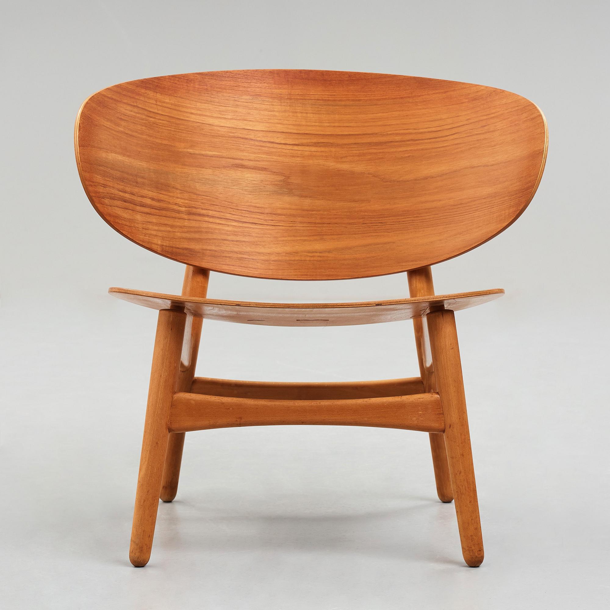 HANS J WEGNER, "Skalsæt", soffa, stol och bord, Fritz Hansen, Danmark 1950-tal.