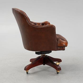 Skrivbordsstol, England, 1900-talets senare del.