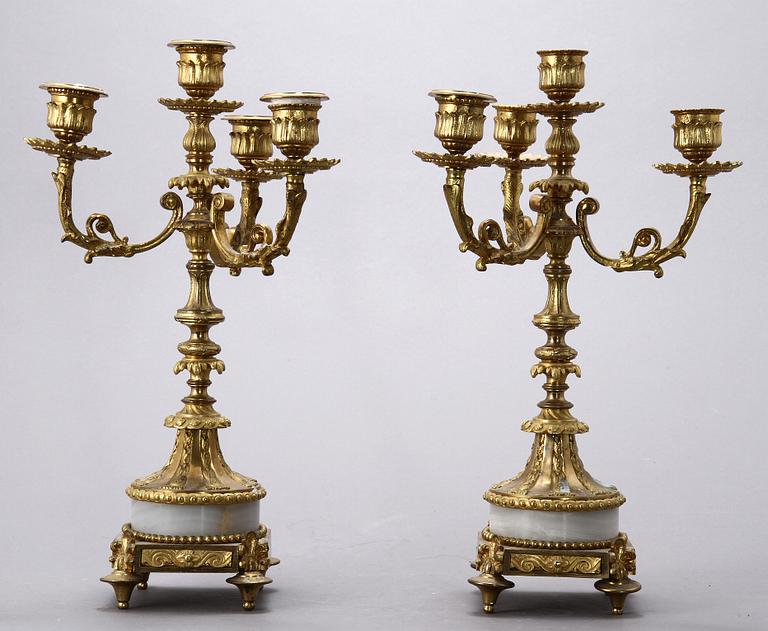 KANDELABRAR, ett par, 1800-talets andra hälft.