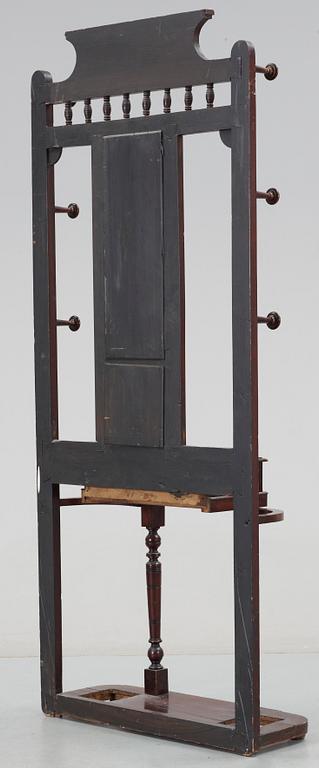 HALLMÖBEL, engelsk stil, 1900-talets första hälft.