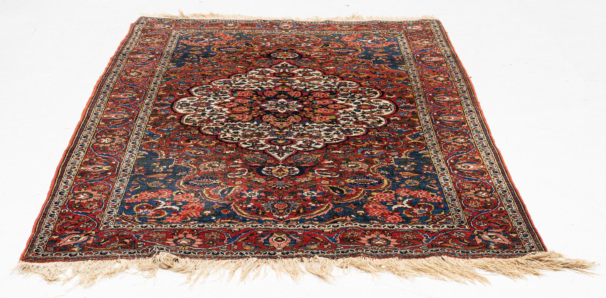 Matta, Bakhtiari, ca 215 x 145 cm.