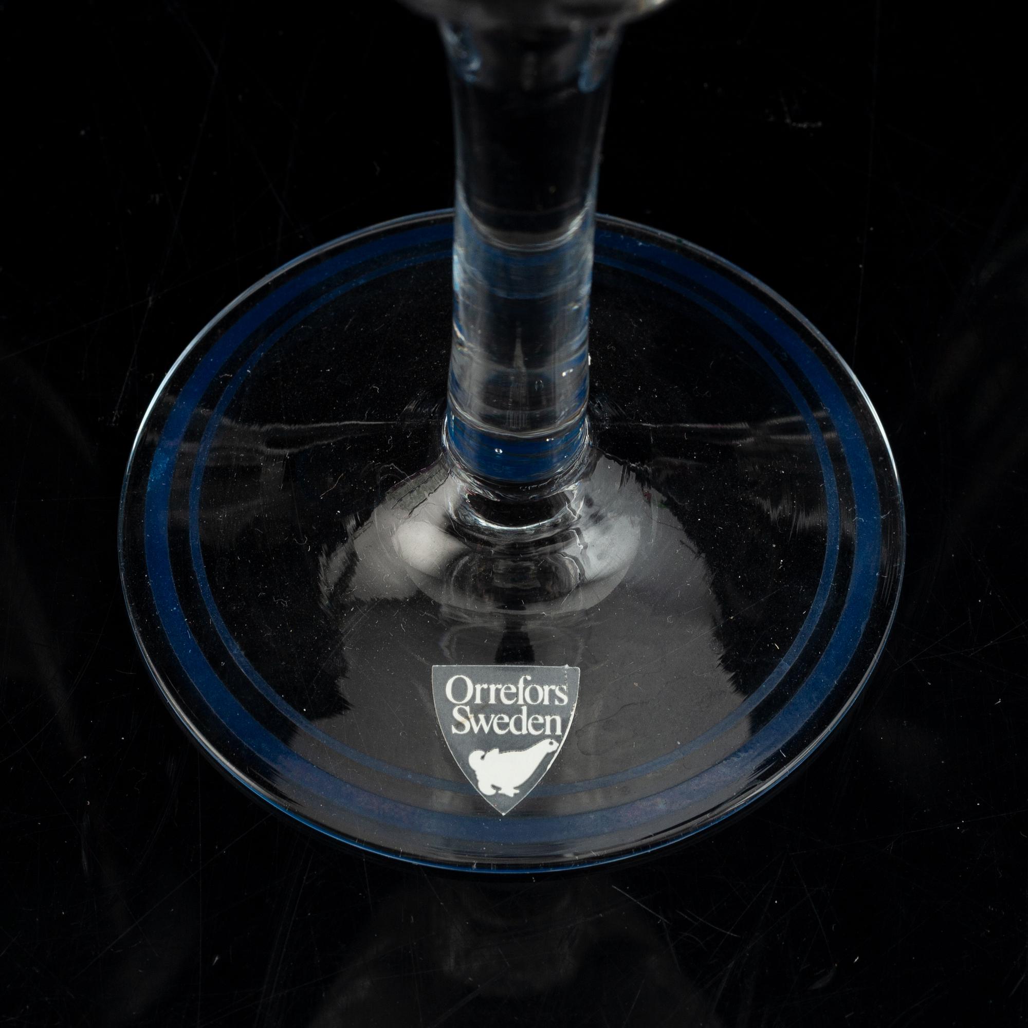 Eva Englund, servis, glas "Maja", Orrefors. 21 delar.