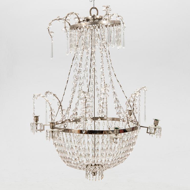 Chandelier Louis XVI style, first half of the 20th century.