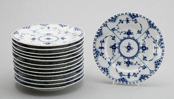ASSIETTER, 13  st, porslin, Royal Copenhagen.