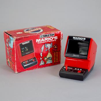 SPELKONSOL, "Mario's Cement Factory", Game & Watch table top, Nintendo, 1983.